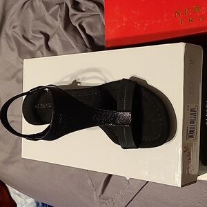 Alfani Women's Vacanzaa Wedge Sandals Black Size 9.5M